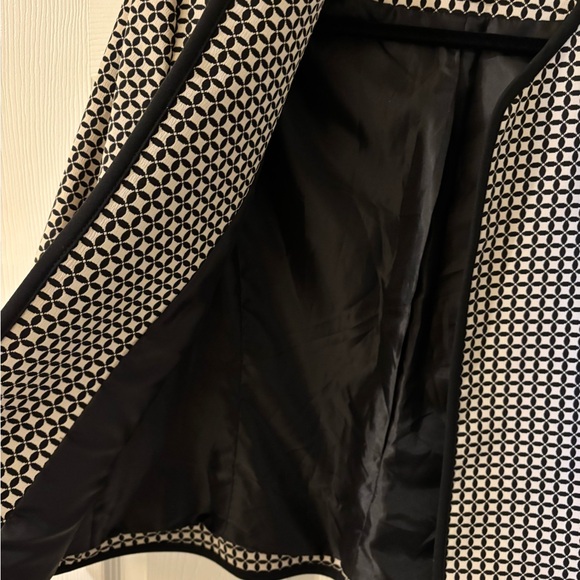 Anne Klein Black and White Patterned Blazer - Picture 3 of 7